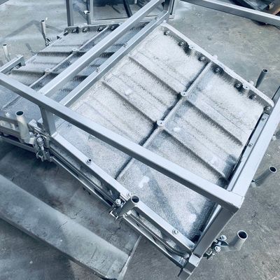 Les moules de rotation en aluminium de téflon moulage mécanique sous pression pour la pièce supérieure en plastique de toit de rotomoulage