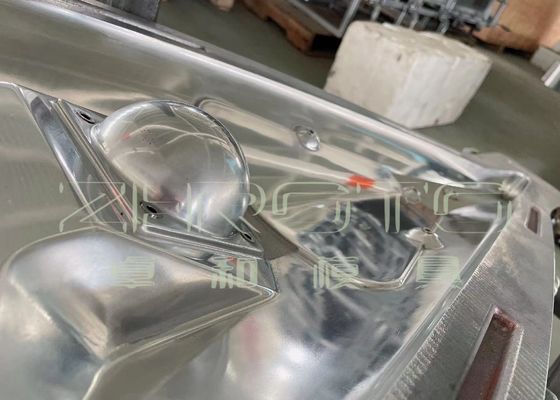Les moules A356 de rotation en aluminium bâti en plastique de bateaux de kayak de moules de kayak de moulage mécanique sous pression