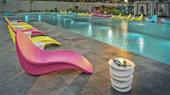 Chaise de Rotomolded de piscine des pièces LLDPE de Rotomolded de résistance à l'impact