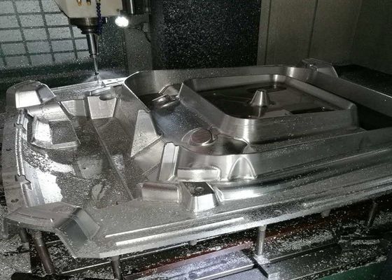Les pièces d'auto de machines agricoles moulent le logiciel de conception de DAO d'ug de moule de pièce de voiture de 1800mm