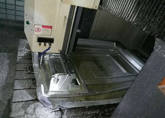 Bâti automatique rotatif de corps de camion A356 pour la fabrication en plastique de réservoirs de carburant de camion