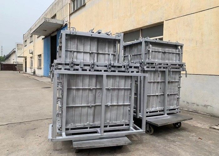 rotomoulage brillant moule le réservoir fait sur commande coloré naturel en plastique de rotomoulage du réservoir 1500L de solution électrolytique